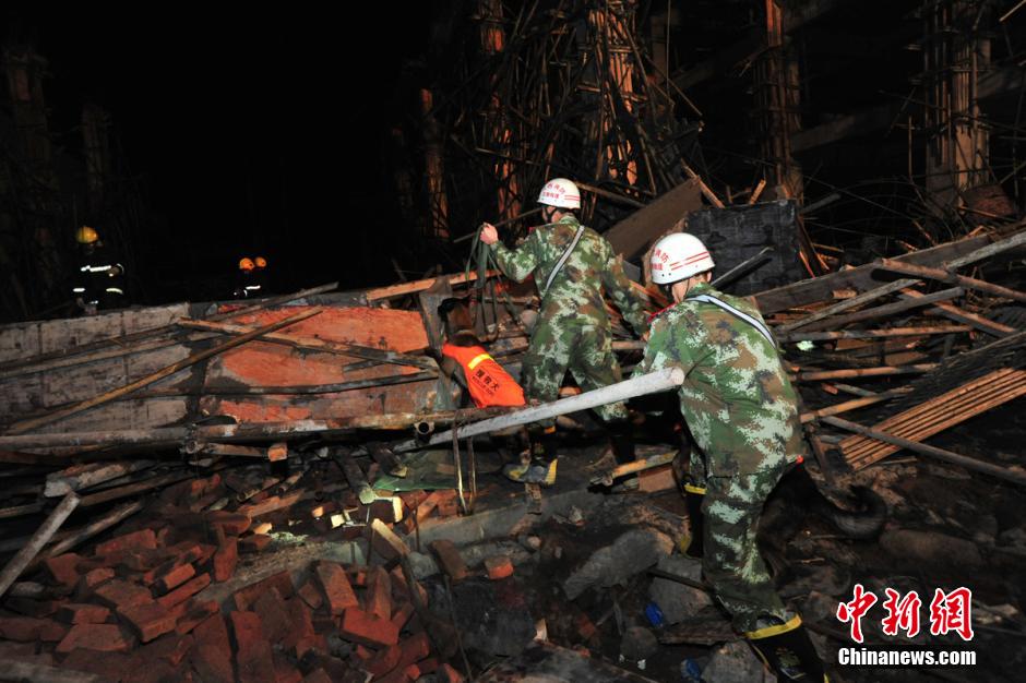 江西宜春：一工地混凝土澆築坍塌 7人受傷[組圖]