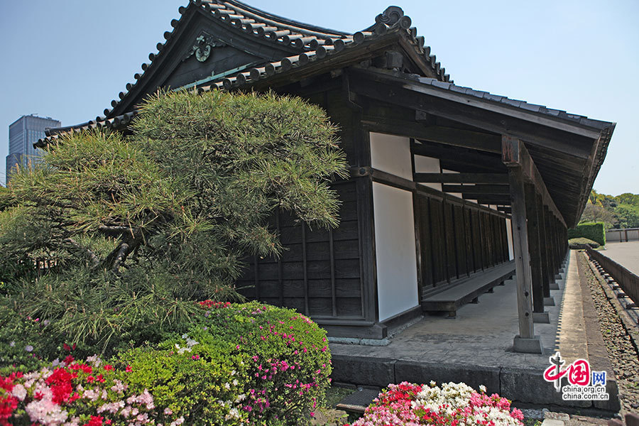 典型的江户时代前出长廊式建筑