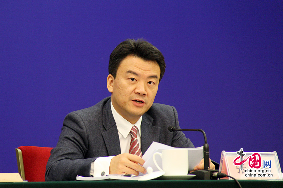 12月4日上午，深圳前海开发开放新闻发布会在北京人民大会堂举行。图为深圳市政府党组成员、前海管理局局长张备。
