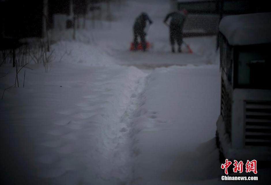 烏魯木齊迎來入冬最強降雪[組圖]