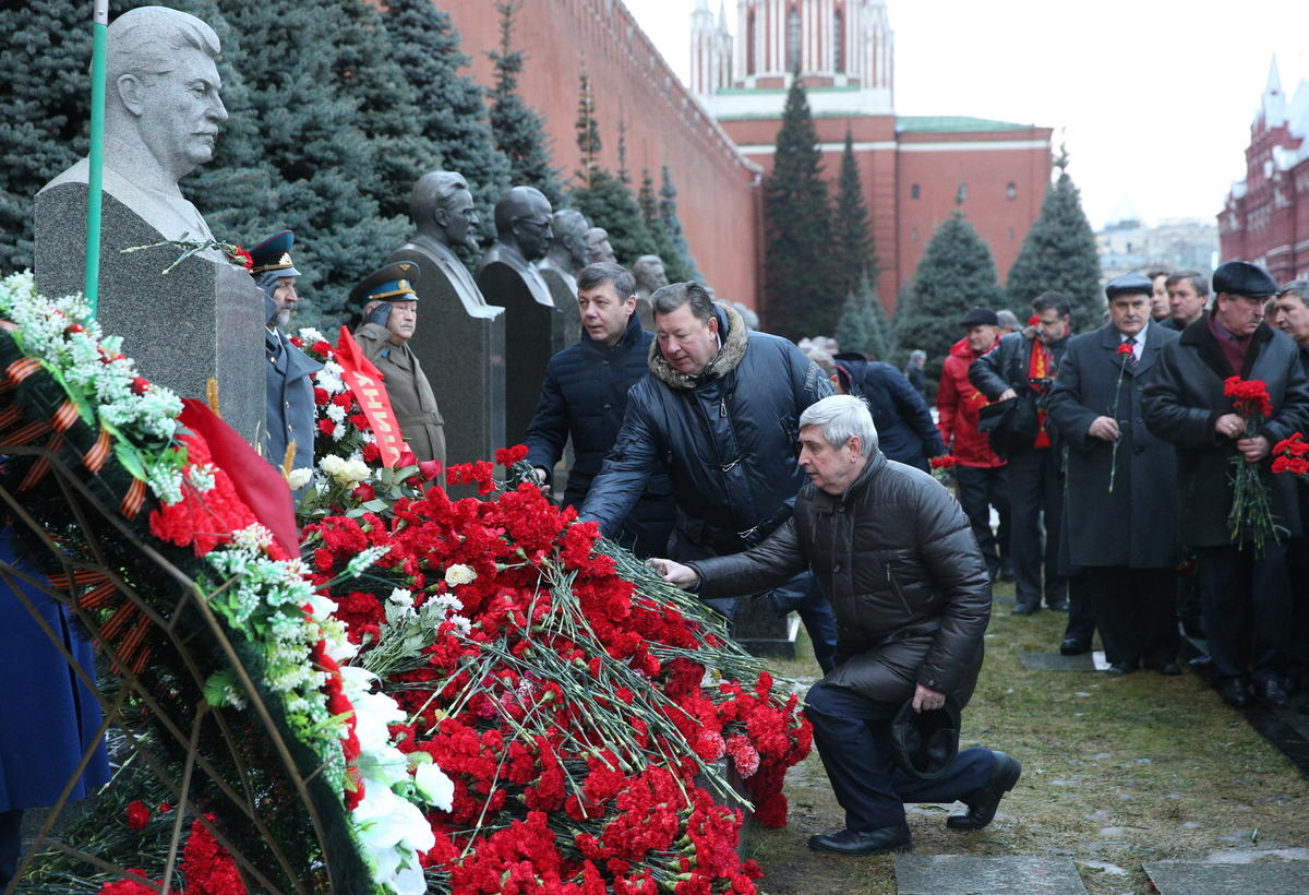 俄羅斯民眾紀念史達林誕辰135週年
