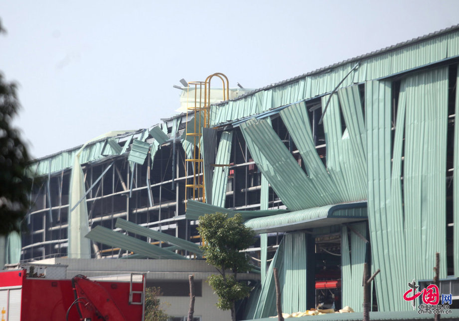 广东佛山工厂爆炸已致17人死亡20人受伤[组图]