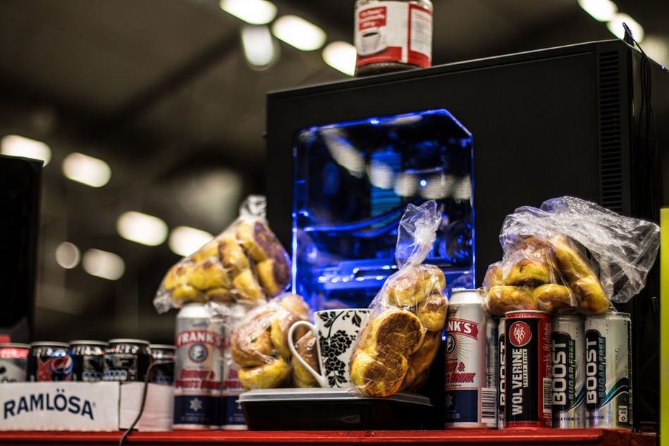 世界最大的“网吧”：26672名玩家一起狂欢