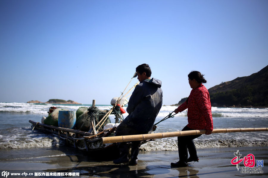 【中国故事】海边打渔的内陆人