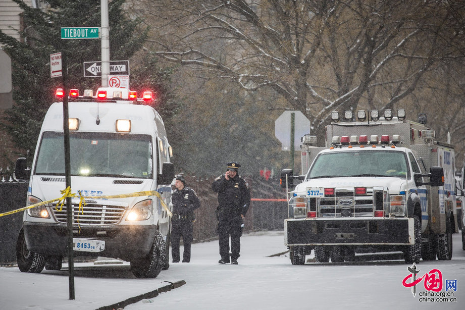 纽约再次发生警察遭枪击事件 一人重伤