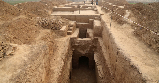 中国24小时：河南发现大型汉代墓葬群