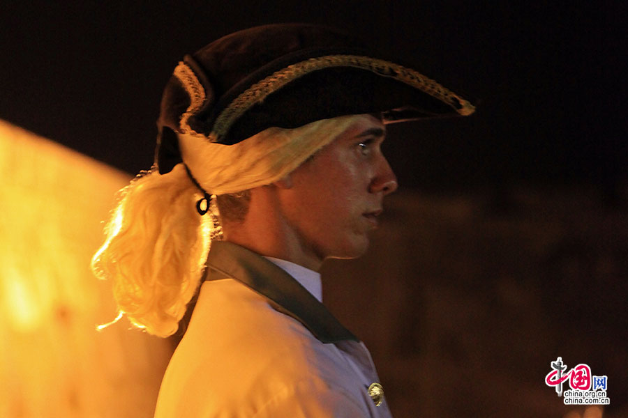 西班牙殖民时期装扮的哈瓦那士兵