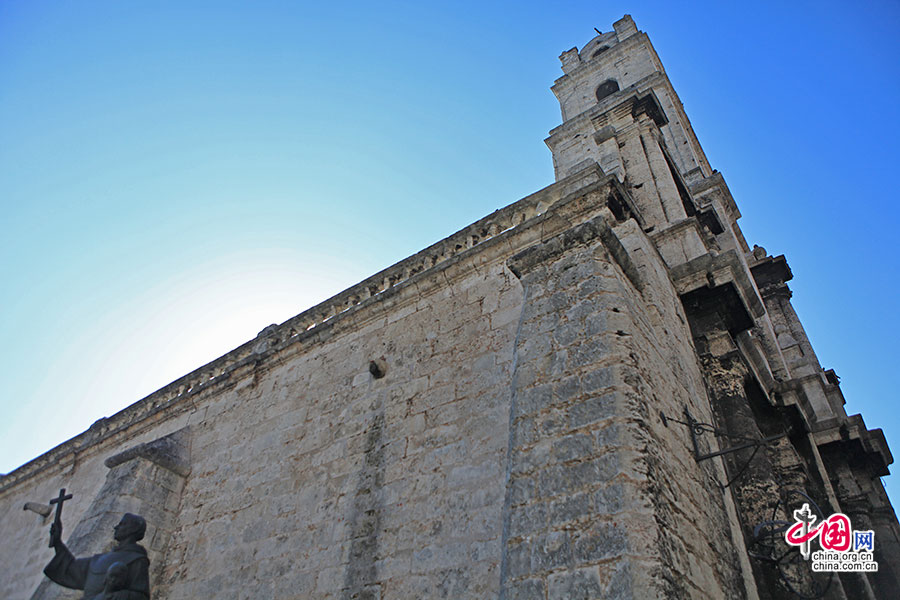 阿西斯圣弗朗西斯哥教堂及修道院外观