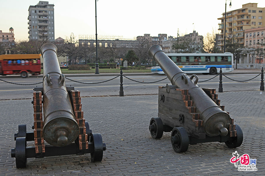圣萨尔瓦多城堡大炮