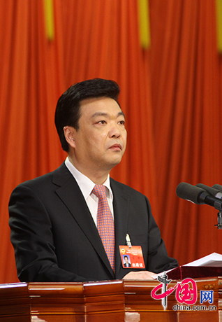 北京市政协主席吉林在开幕式上作工作报告。摄影/许允兵 