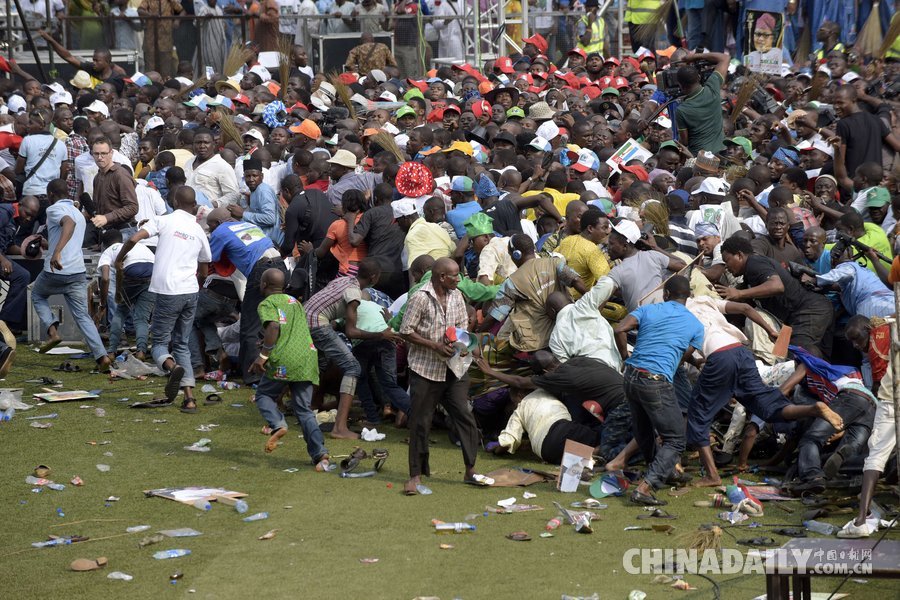 尼日利亞選舉集會現暴力踩踏事件 
