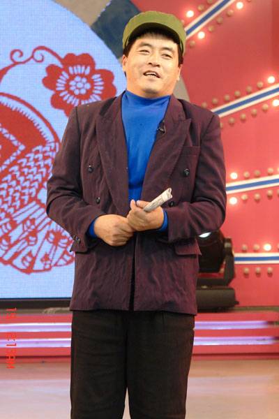 二人转演员魏三因涉毒被拘 曾上春晚搭档李咏