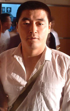 二人转演员魏三因涉毒被拘 曾上春晚搭档李咏