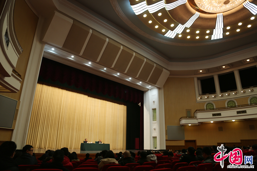 3月1日下午，全國政協十二屆三次會議內地記者情況通報會在全國政協禮堂舉行。 中國網記者 楊佳攝影