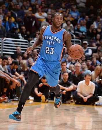 书豪20 6 8坎特16 15 无双少雷霆客场力擒湖人