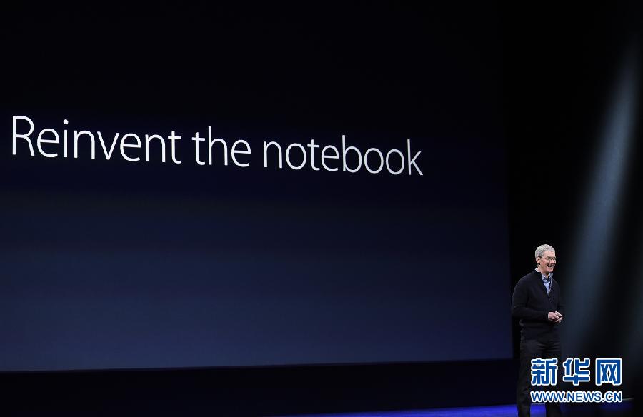 3月9日，在美国加州旧金山，苹果公司首席执行官蒂姆·库克在发布会上介绍Apple Watch。当日，苹果公司在美国加州旧金山举行2015年春季发布会。 新华社发