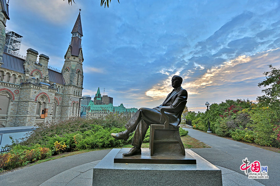 第十四任加拿大总理、诺贝尔和平奖得主——莱斯特·皮尔逊