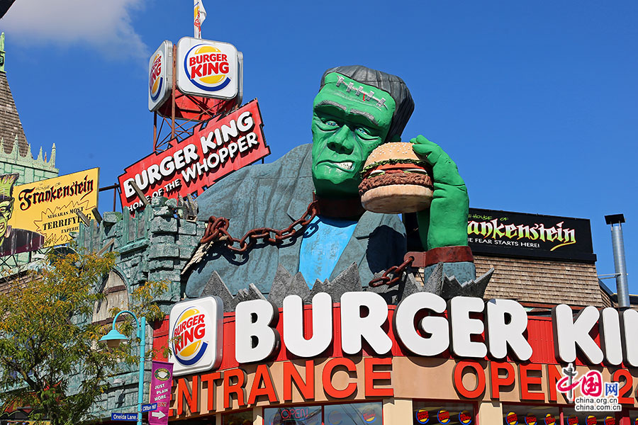 Burger-king的广告也不乏黑色幽默