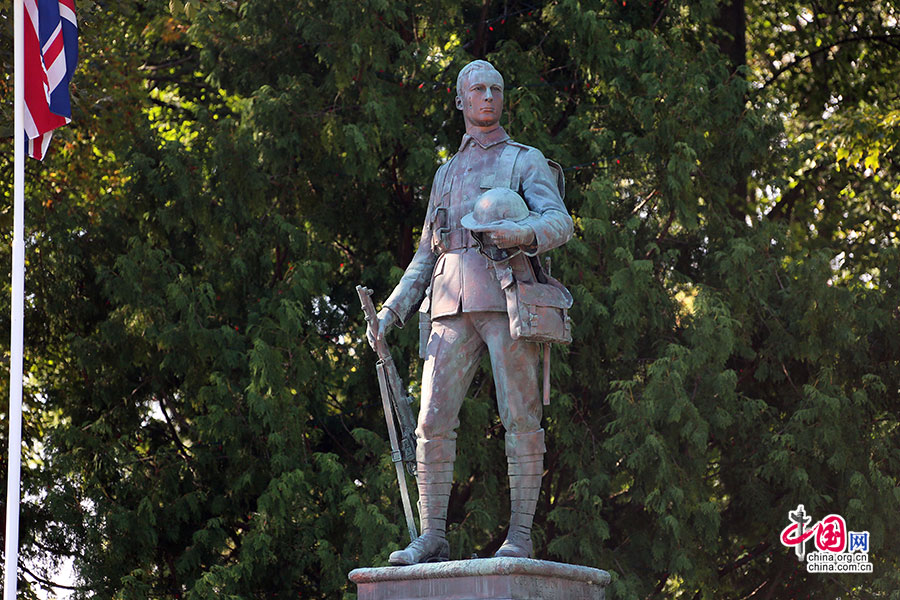 无名英雄纪念碑战士雕塑