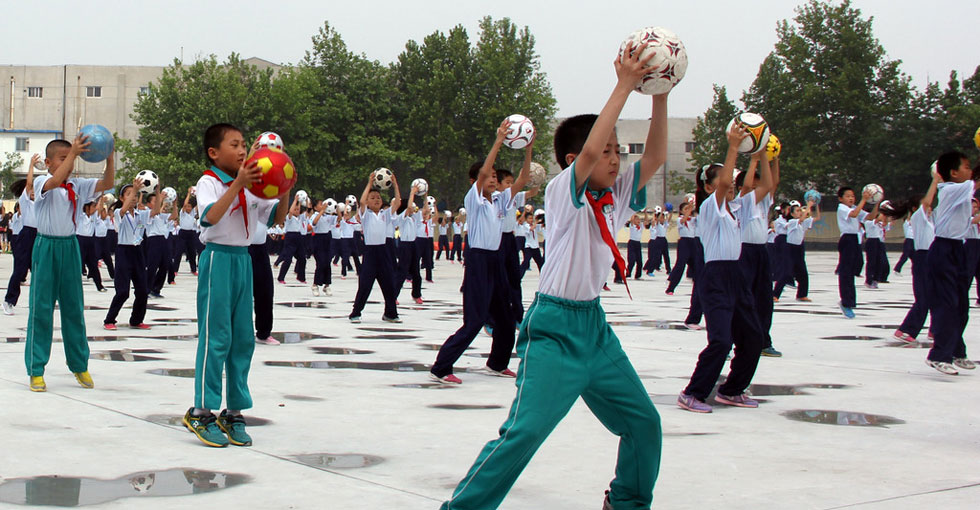体育事业从娃娃抓起 盘点那些年我们做过的“课间操”