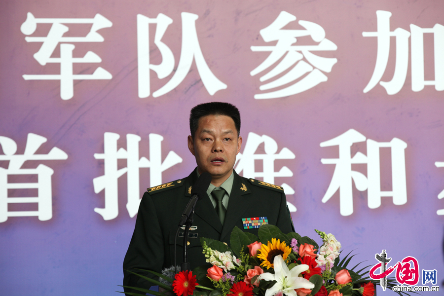  4月7日，中國軍隊參加聯合國維和行動25週年暨首批維和步兵營出征情況介紹會在山東濟南舉行，圖為國防部維和事務辦公室副主任李修華。中國網記者 李佳攝影