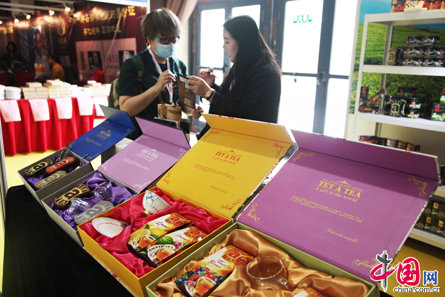 4月23日，第六届中国国际茶业及茶艺博览会在全国农业展览馆开幕，图为博览会现场。 中国网记者 李佳摄影