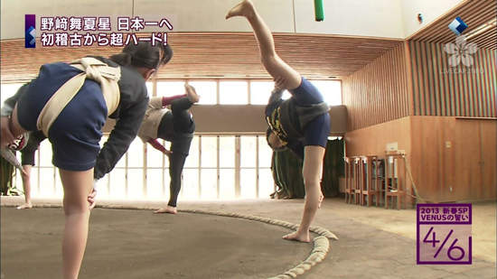 <em>日本</em>相扑<em>美女</em>走红 私<em>底下</em>穿上<em>裙子</em>女神级_体育