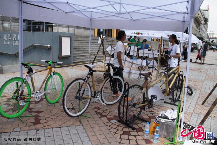 “展覽單元”的竹子自行車，超輕。中國網記者 張鈺攝 
