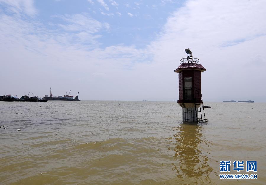 #（生态）（3）鄱阳湖水位超过警戒线