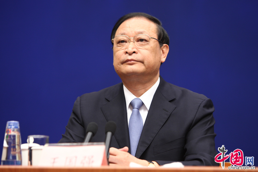 国家卫生计生委副主任、国家中医药管理局局长王国强。中国网 郑亮摄影