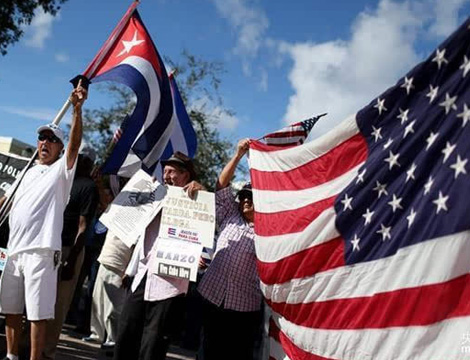 美国古巴宣布恢复外交关系 本月将互设大使馆
