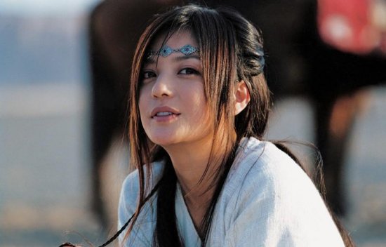 杨幂刘诗诗安以轩 盘点古装剧里戴精致额饰的