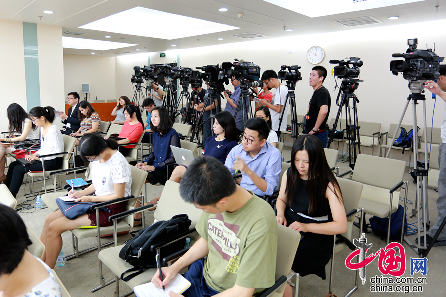 圖為參加發佈會的媒體記者。 中國網 宗超攝影