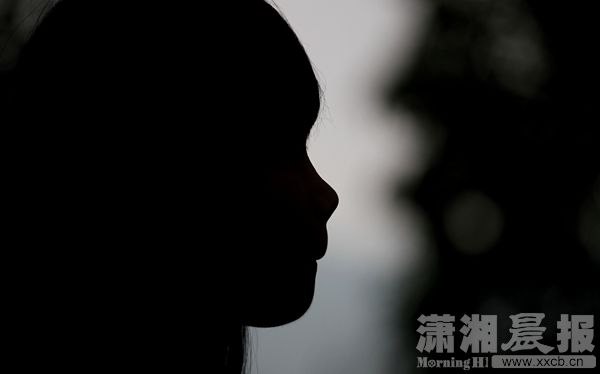 教练占女学员便宜超污