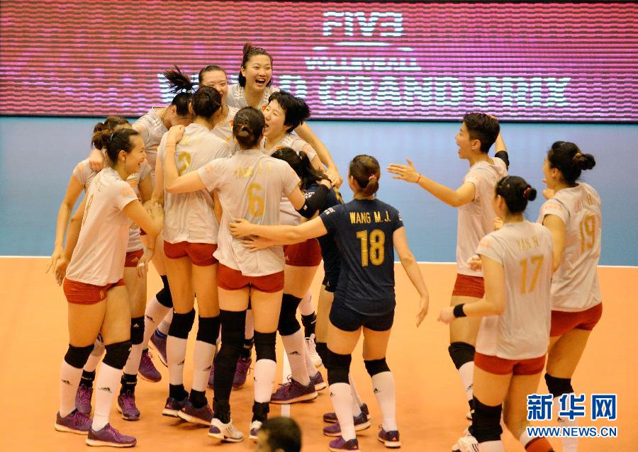 中国女排击败日本队 全胜战绩勇夺大奖赛日本