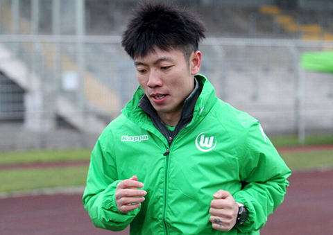 张稀哲回归北京国安留洋半年德甲0出场