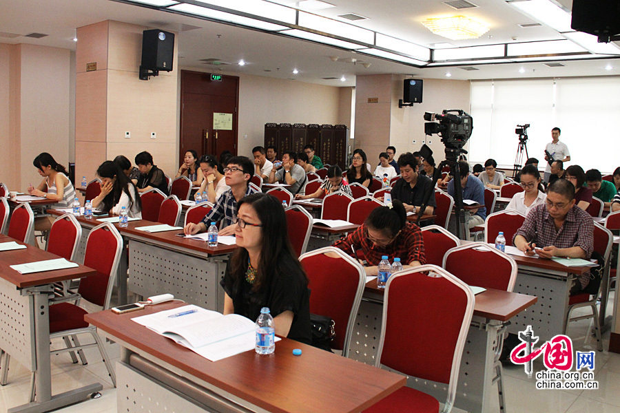 2015年7月28日，全国老龄办在京举行新闻发布会，宣布以8月1日零时为标准时点，开展第四次中国城乡老年人生活状况抽样调查。图为发布会现场。 中国网记者 戴凡/摄影