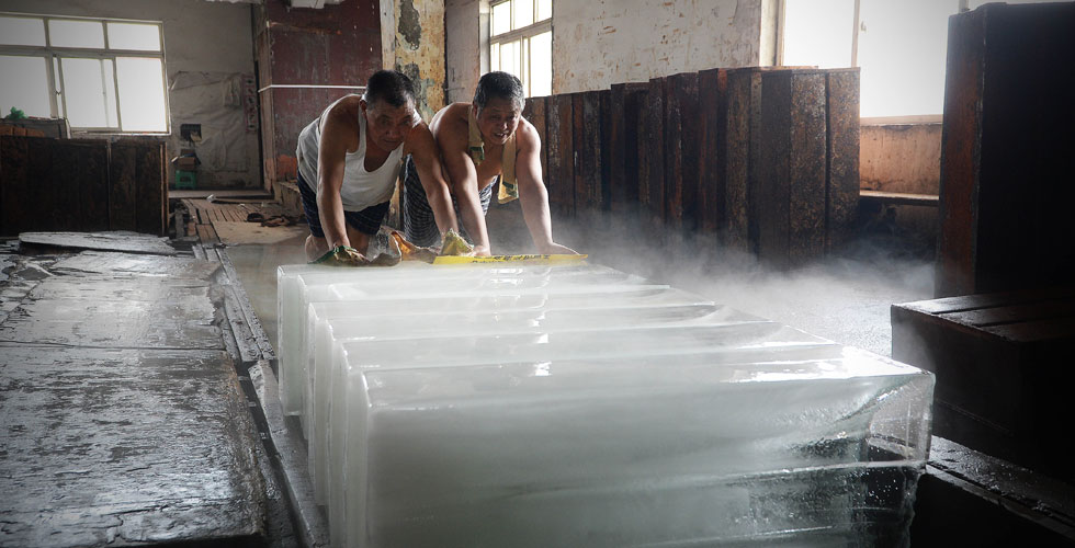 “冰工厂”里的冰火两重天