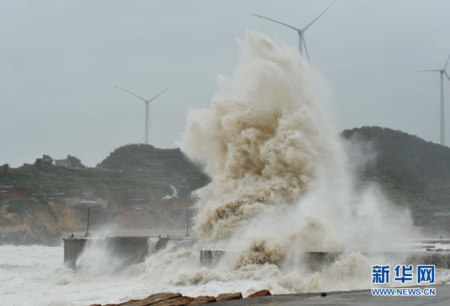 （新華直擊）（3）颱風“蘇迪羅”在福建莆田市秀嶼沿海登陸