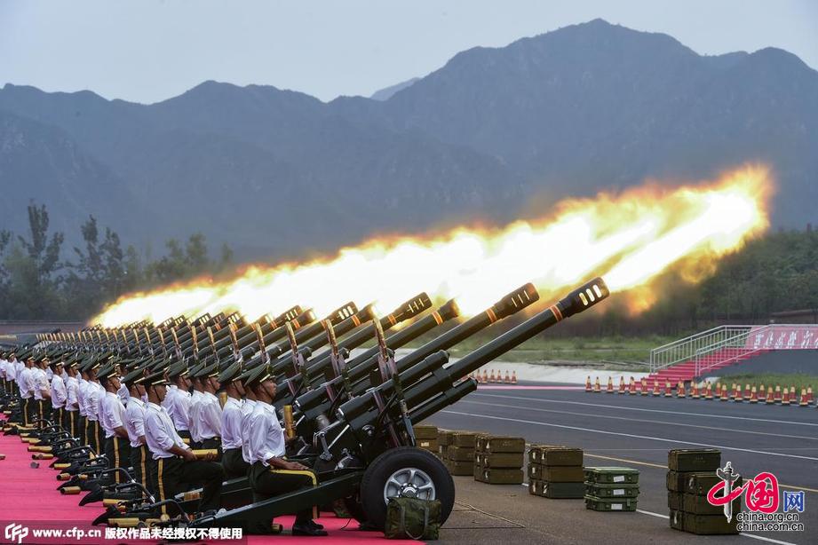 北京：共和國禮炮部隊備戰抗戰閱兵式[組圖]