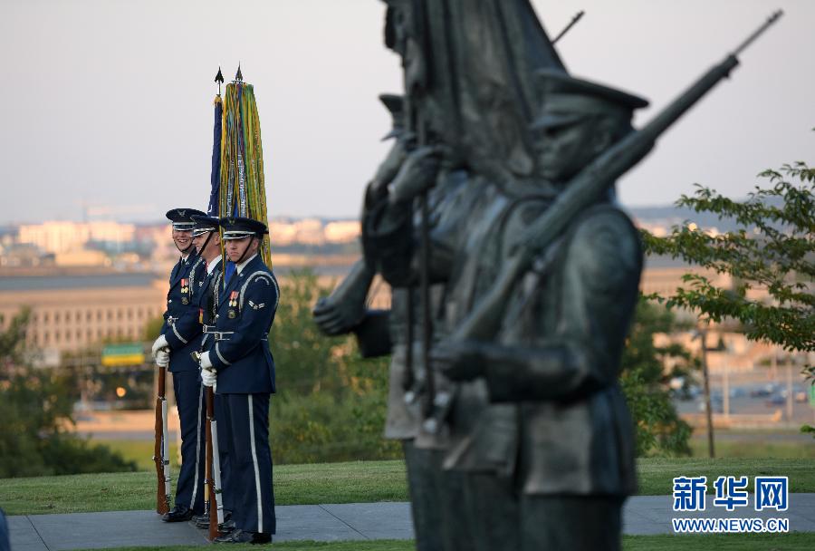 （國際）（2）美空軍紀念碑舉行紀念二戰勝利70週年儀式