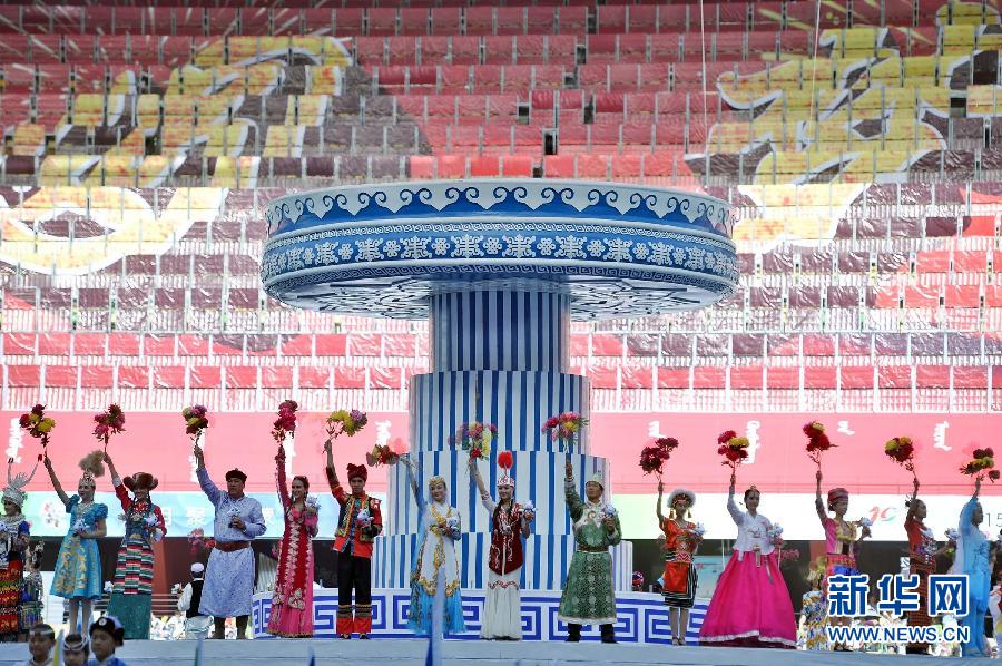 （民族运动会）（16）第十届全国少数民族传统体育运动会闭幕式举行