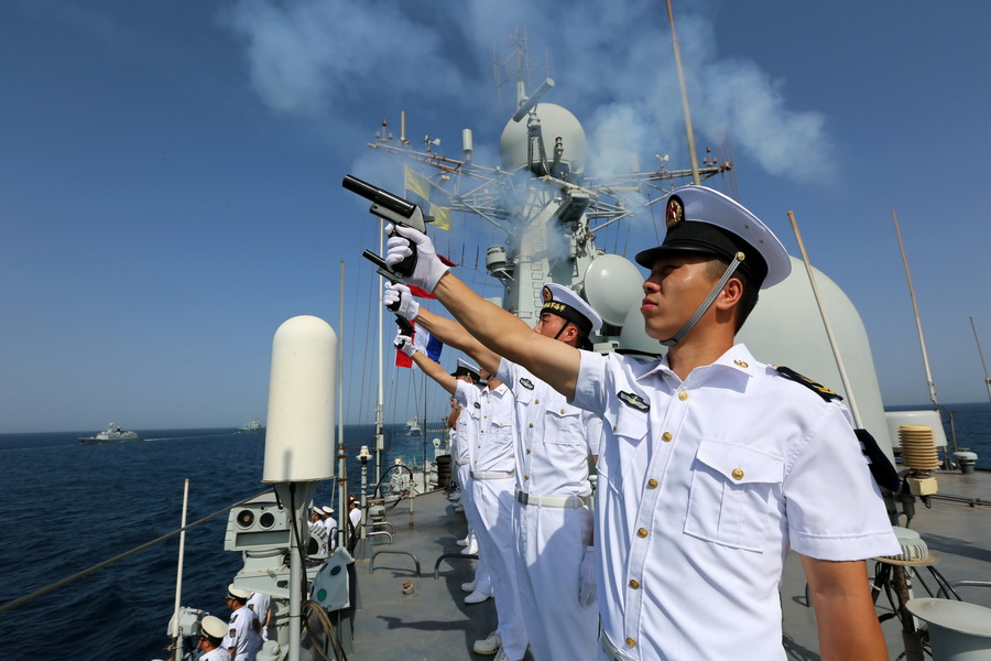 中国海军第二十批护航编队开始环球访问