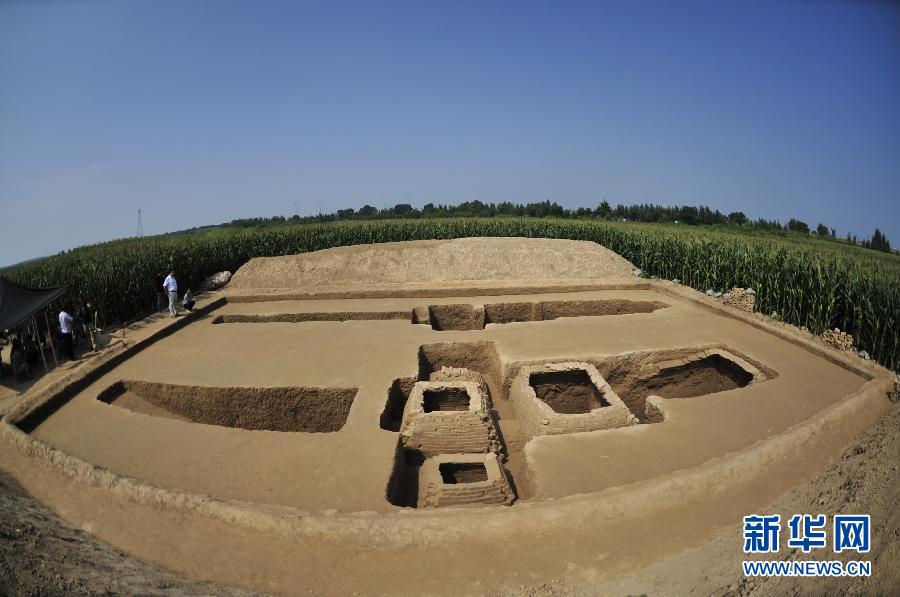 （晚報）（1）河北黃驊發現東漢墓葬 