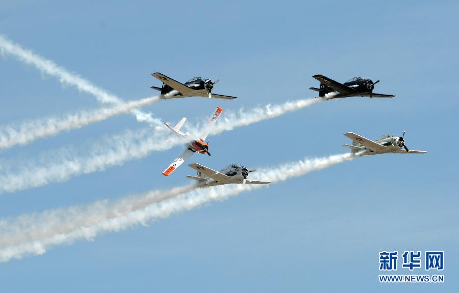 （國際）（1）美安德魯斯空軍基地舉行三年來首次飛行表演