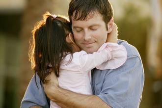 父母要教会孩子如何感恩最重要 美德不能被遗