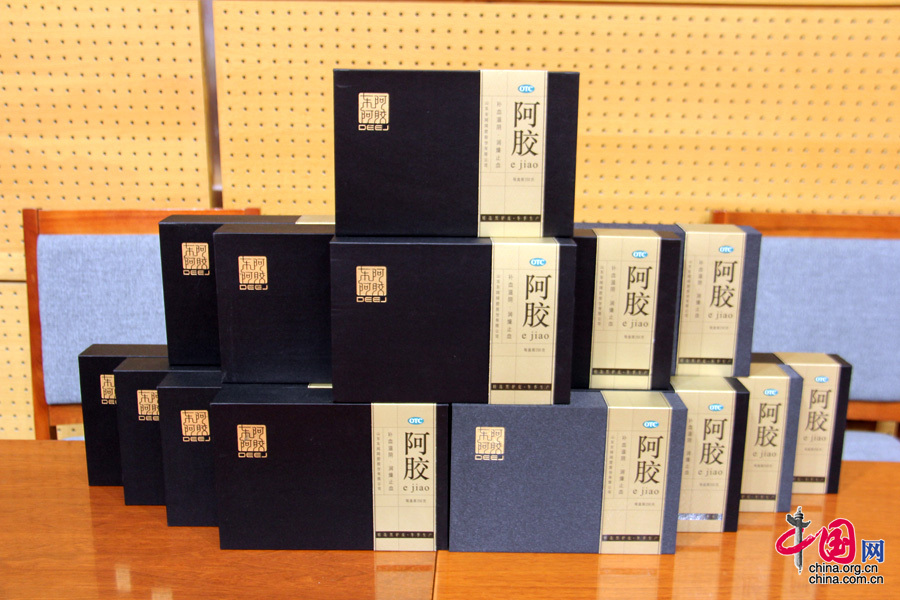 东阿阿胶股份有限公司生产的东阿阿胶。