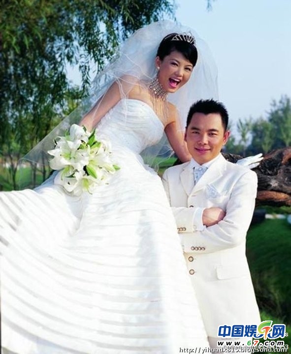 张杰谢娜侯佩岑夫妇 娱乐圈夫妻珍贵结婚照曝光