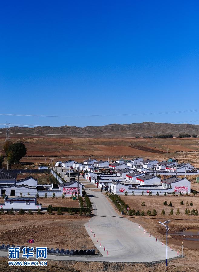 （回眸十二五）（3）內蒙古：“十個全覆蓋”工程讓農村牧區“舊貌”換“新顏”