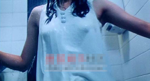 黎姿早年大尺度照曝光 浴室湿身凸点惨遭强奸(图)
